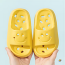 Chinelo Crocs Smile Face Infantil