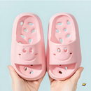Chinelo Crocs Smile Face Infantil