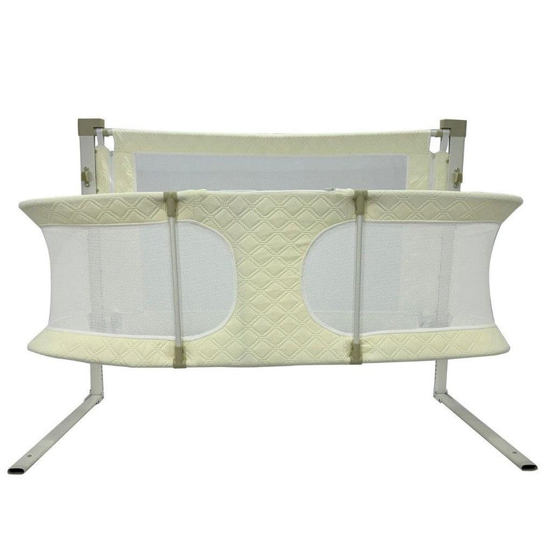 Berço de Cama com Grade de Proteção